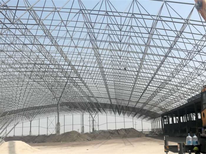 赣州钢厂料仓网架工程